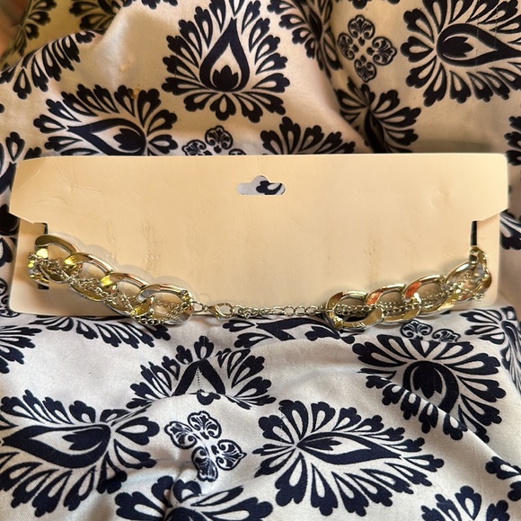 Chloe’s Accessory Silver Necklace in silver lead compliant - Picture 5 of 8